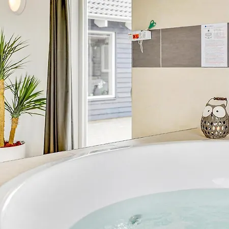 펜션 In Bogense With Sauna 보겐세