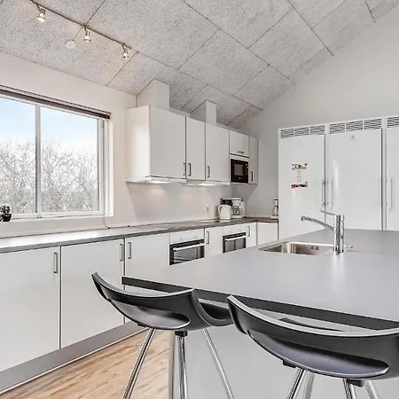 In Bogense With Sauna 펜션 *