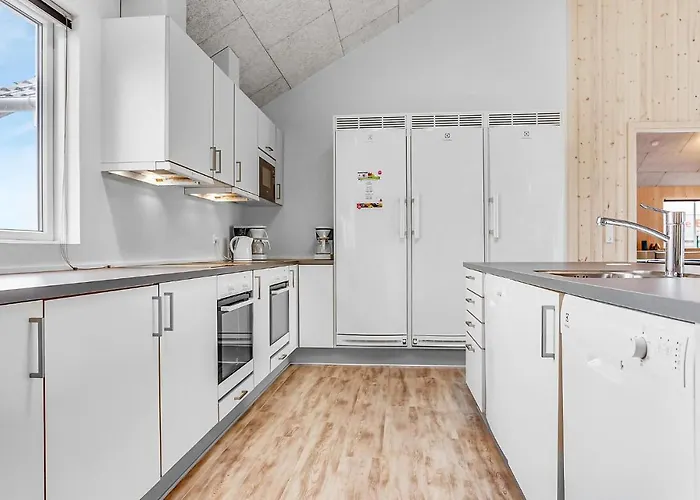 Semesterbostad In With Sauna Bogense